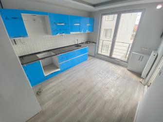KARAMAN ÇAVUŞTA 3+1 EBEVEYN BANYOLU LÜKS SIFIR KİRALIK DAİRE