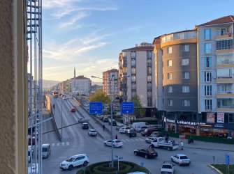 OSMANCIK CADDESİNDE SATILIK 3+1 GENİŞ DAİRE