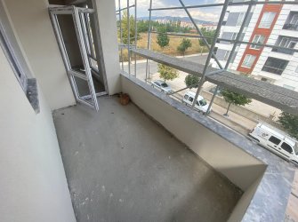 BUHARAEVLERDE 2+1 ARA KAT SATILIK SIFIR DAİRE