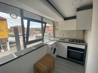ÇARŞI İÇERİSİNDE 2+1 EŞYALI KİRALIK SIFIR TADİLATLI DAİRE